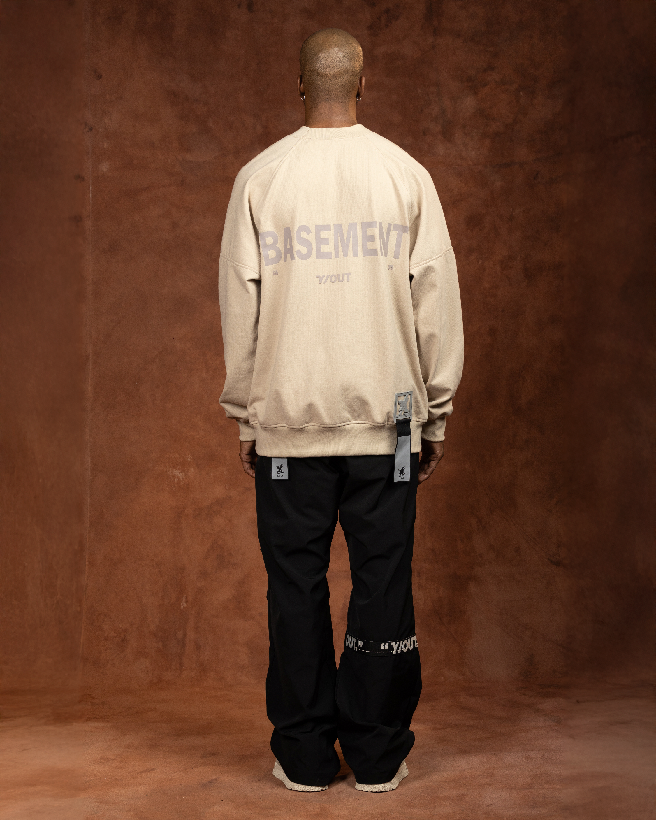 ADVISORY SWEATSHIRT