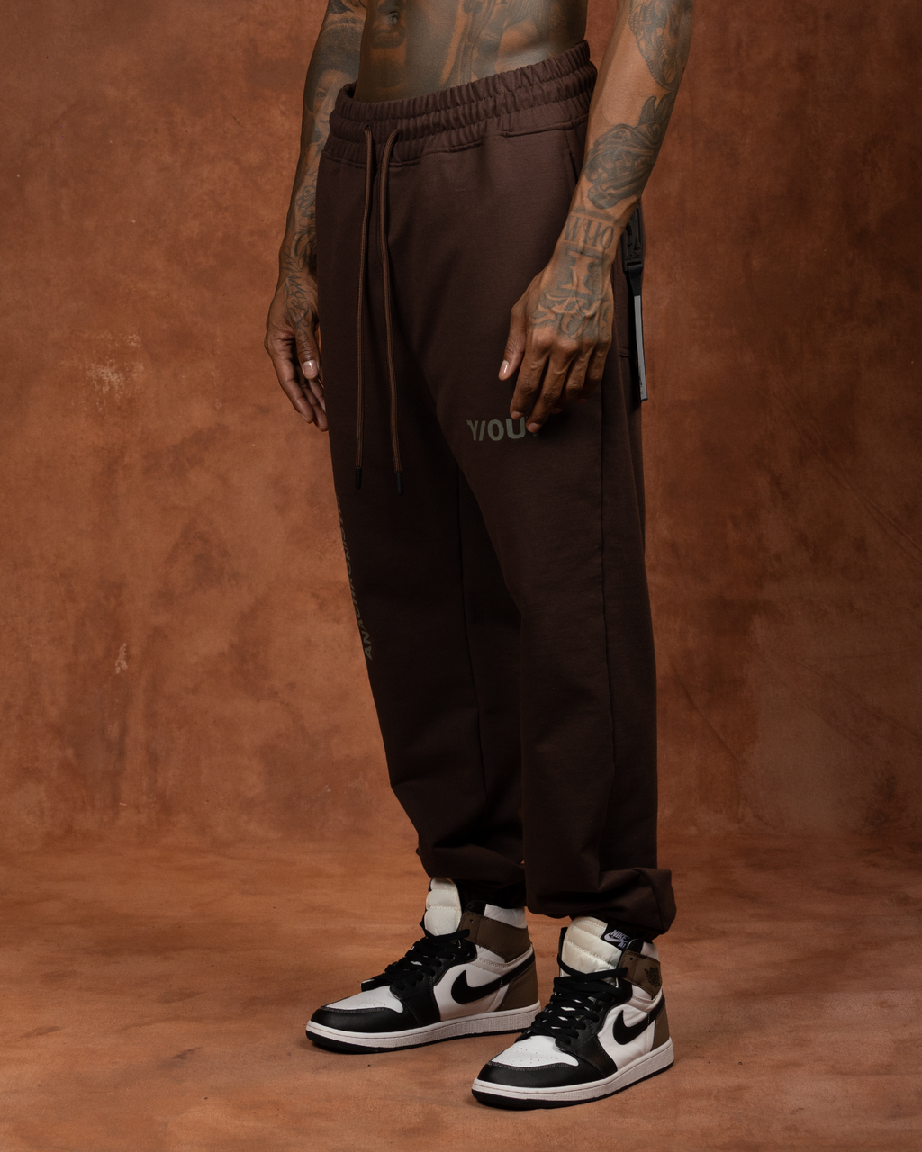 BOUNCING SWEATPANTS