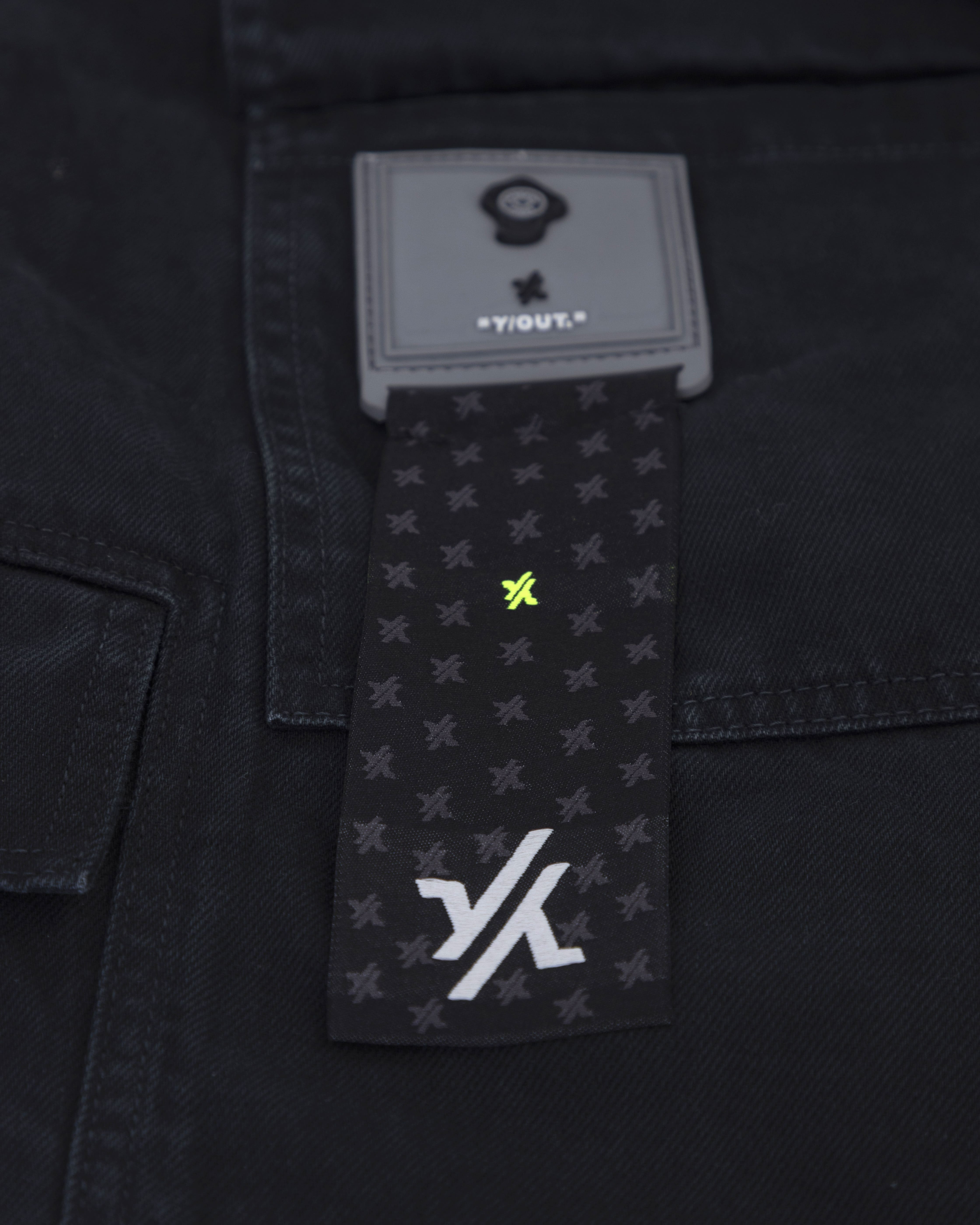CHECK IN PANT-8