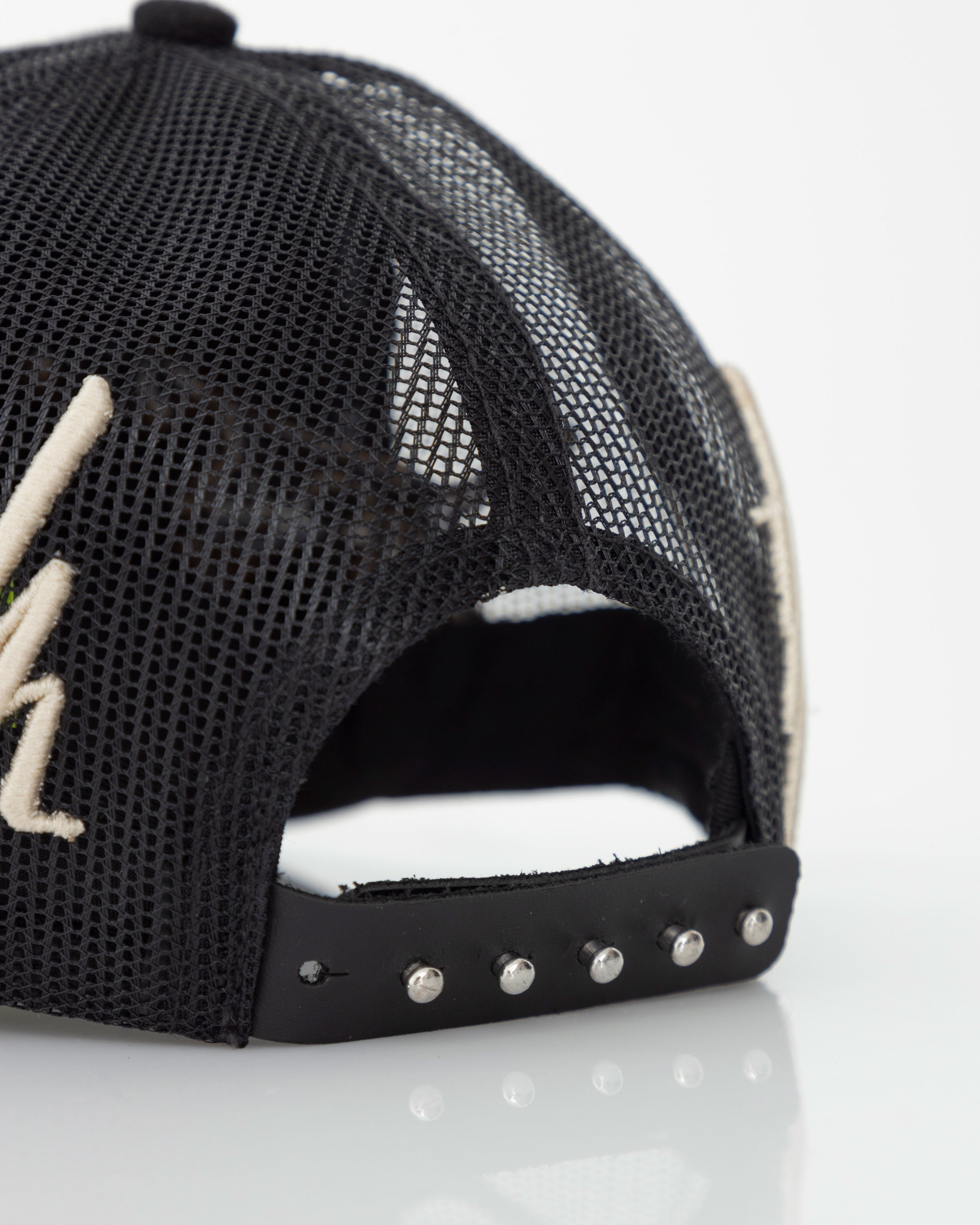 DARK CAP BLACK-11