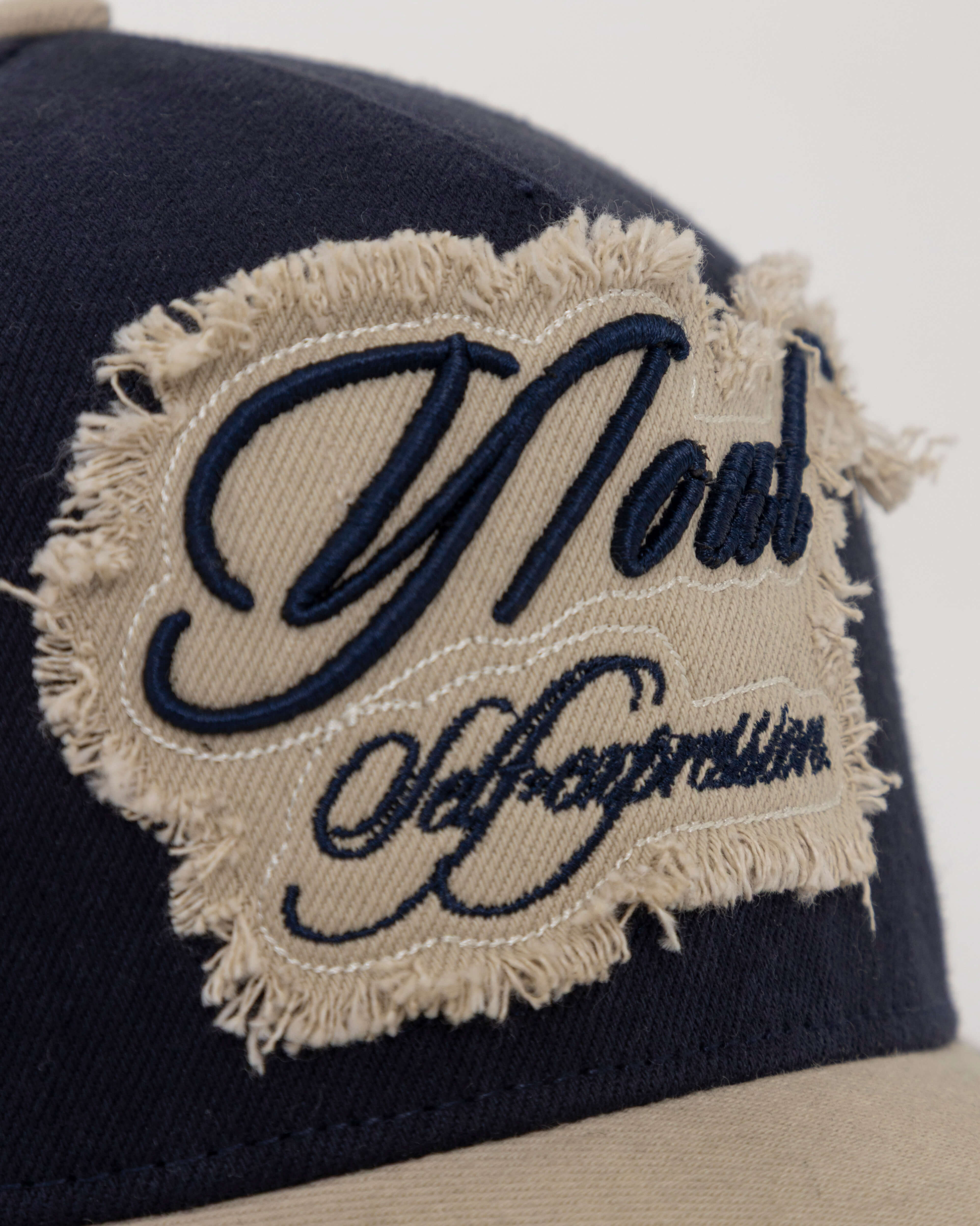 SELF CAP-5
