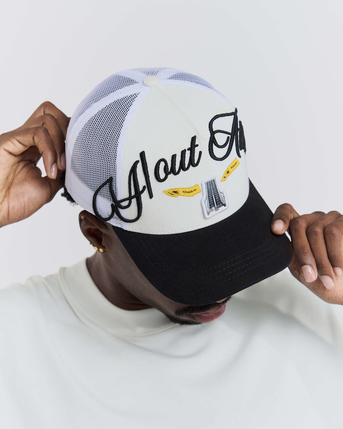 SIGNS CAP